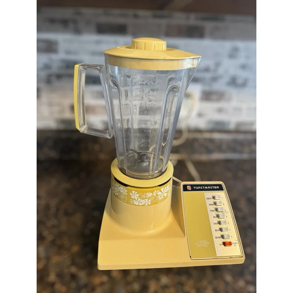 Vintage  70's Toastmaster Retro  Blender Yellow Floral Hippie Cottagecore‎